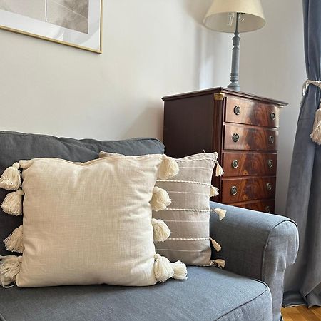 Charming Apartment At Old Town Варшава Екстериор снимка